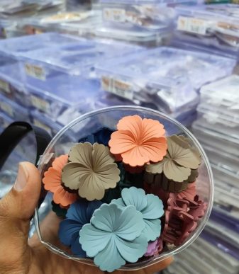 Flower mat claw